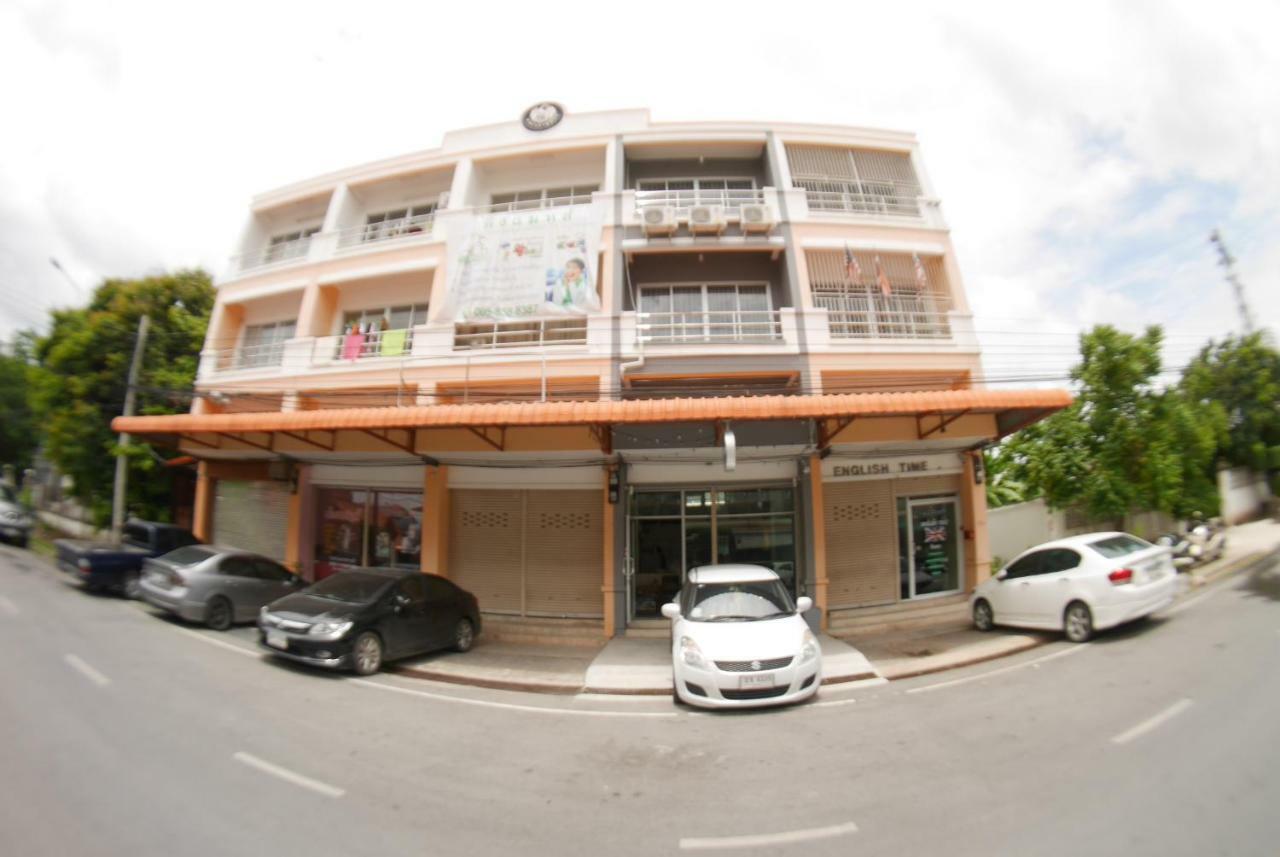 Fun Dee Hostel Ayutthaya Zewnętrze zdjęcie