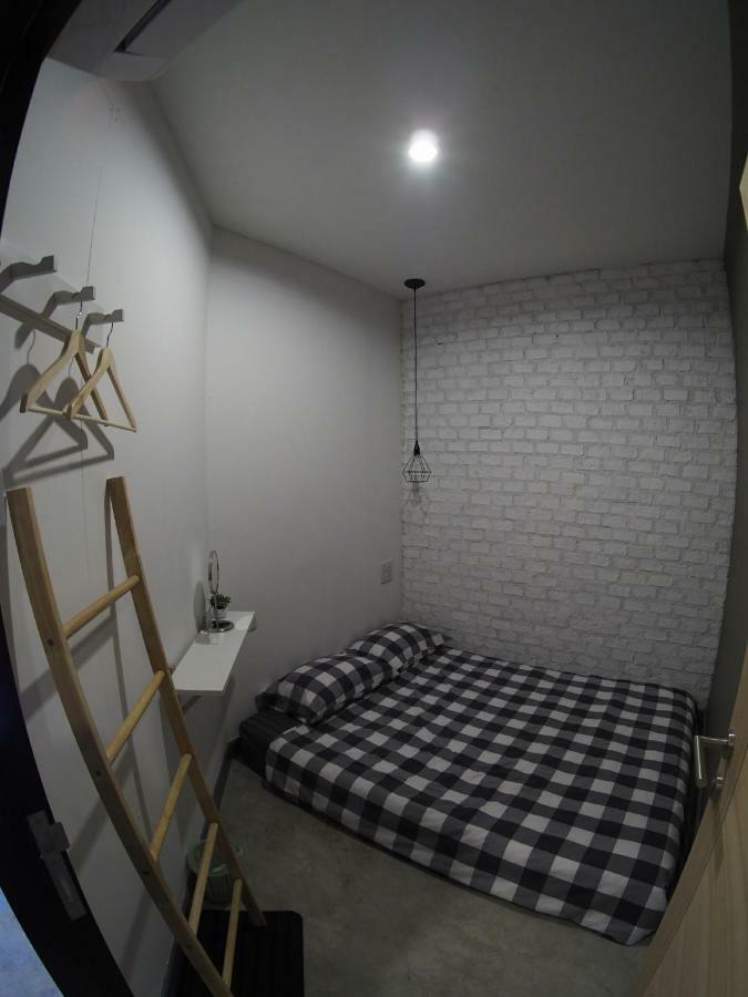Fun Dee Hostel Ayutthaya Zewnętrze zdjęcie