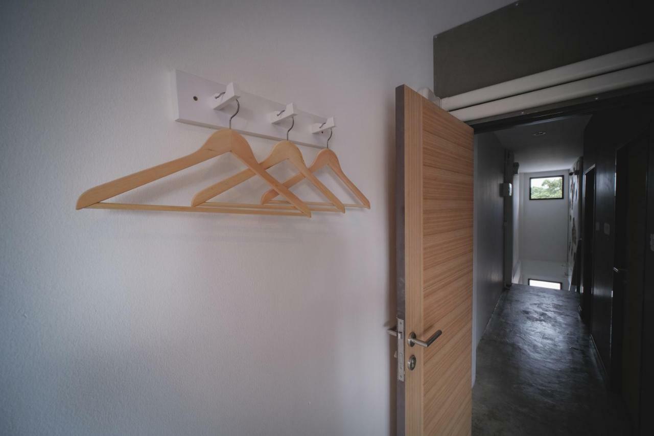 Fun Dee Hostel Ayutthaya Zewnętrze zdjęcie
